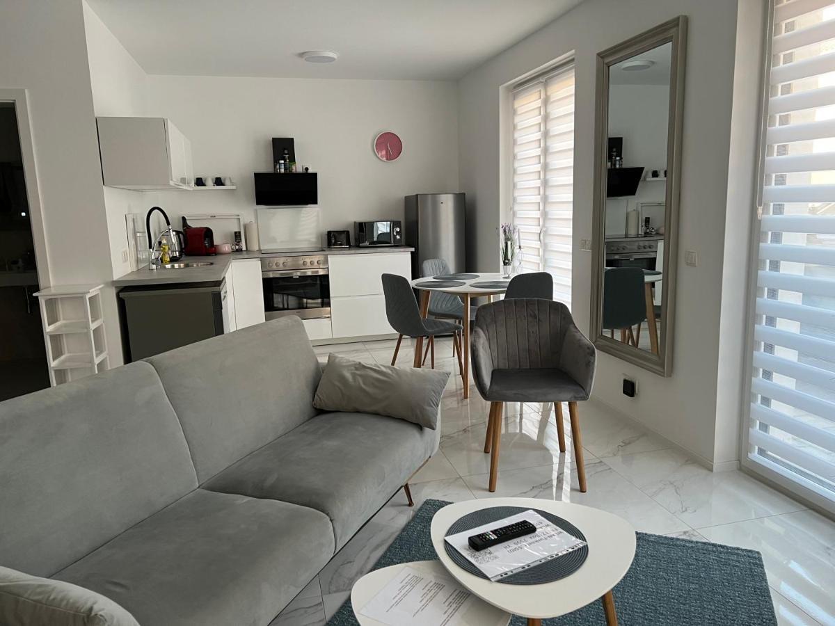 Luxapartment Blauen Баденвайлер Екстериор снимка